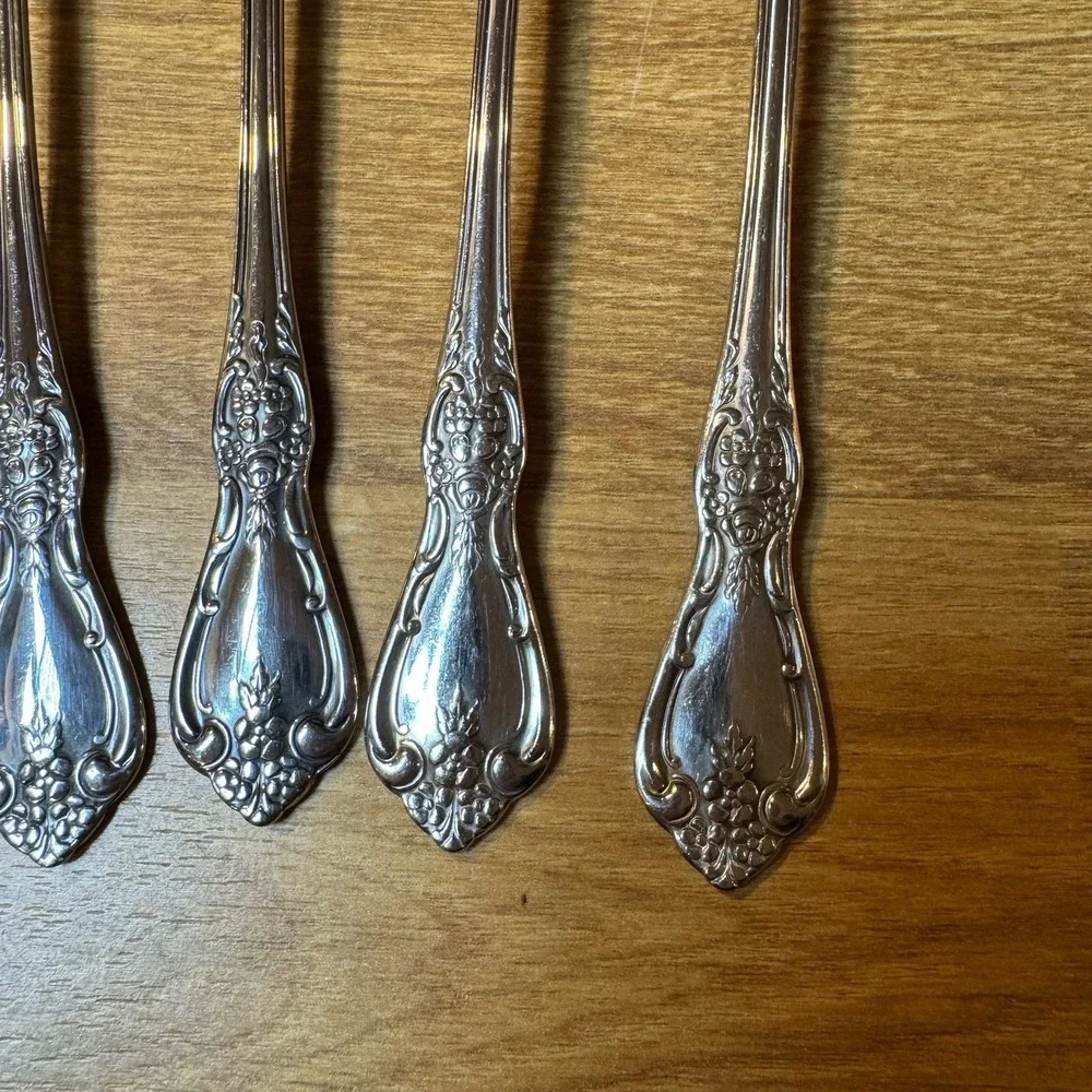 KENNETT SQUARE 5 Iced Tea Spoons Oneida Distinction Deluxe Stainless HH